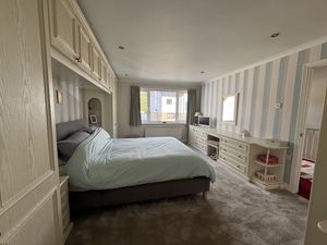 MASTER BEDROOM A- click for photo gallery